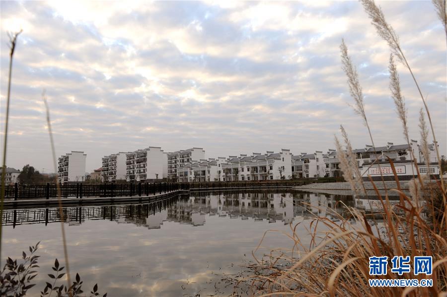 (新華全媒頭條·圖文互動)(10)歷史坐標見證初心使命——寫在江西革命老區(qū)貧困縣全部摘帽之際