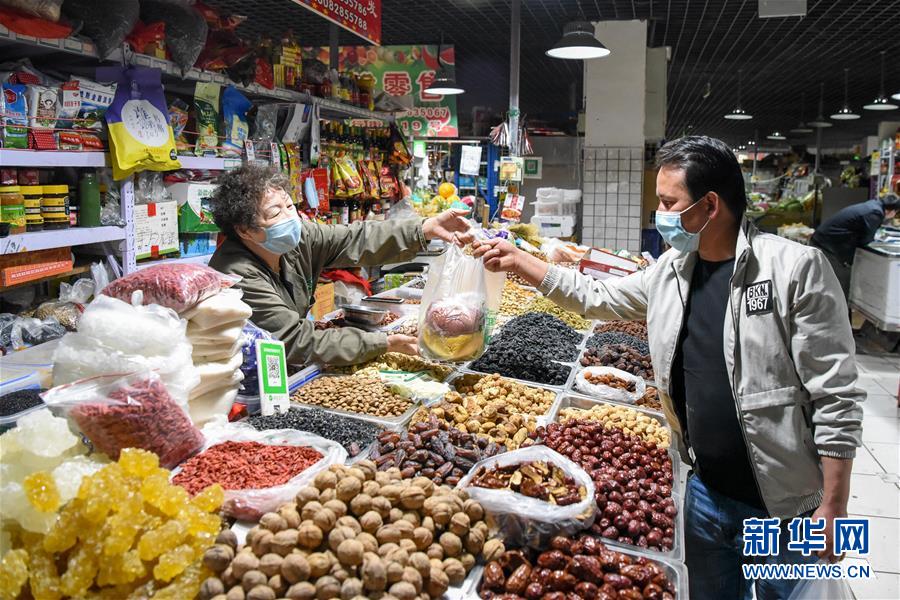 (決戰決勝脫貧攻堅·圖文互動)(2)阿布都艾尼北上務工“三級跳”