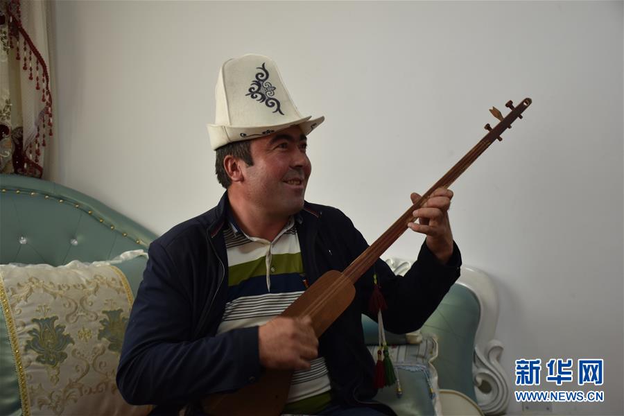 （決戰決勝脫貧攻堅·圖文互動）（4）從高原牧區走入現代社區——探訪帕米爾高原搬遷牧民的新生活