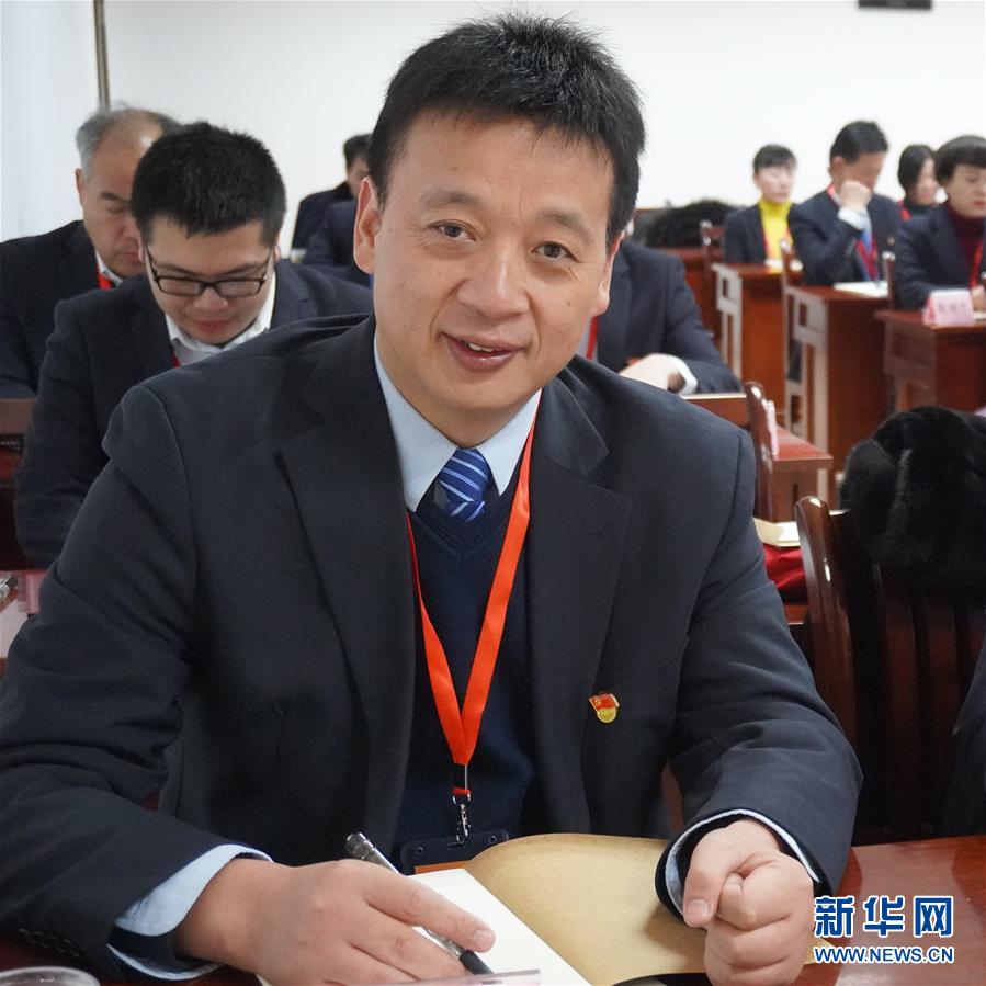 (新華全媒頭條·圖文互動)(26)風雨無阻向前進——寫在全國疫情防控阻擊戰取得重大戰略成果之際