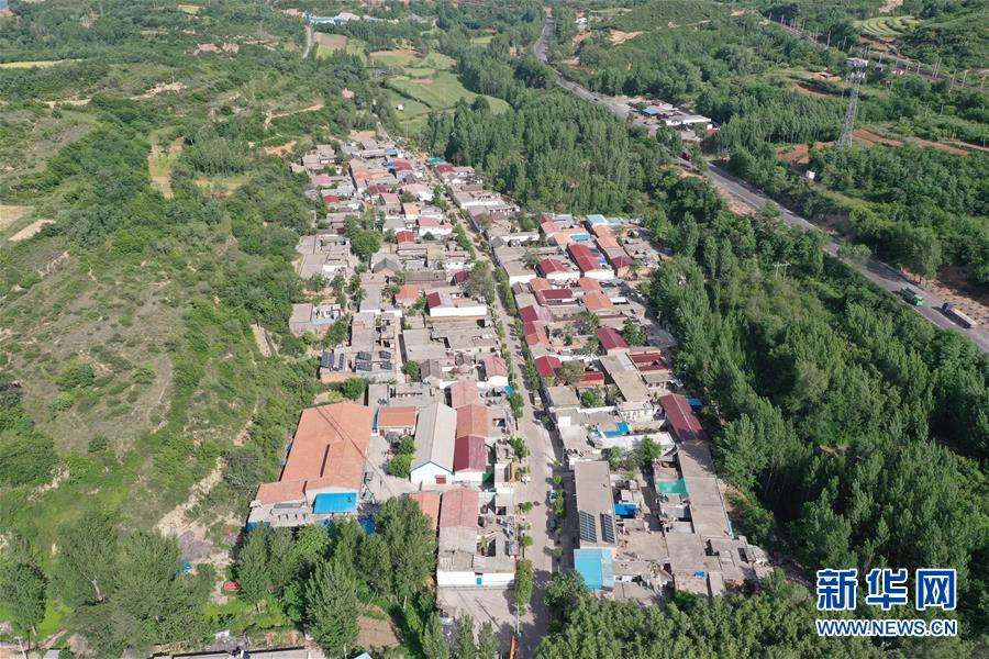 (決戰決勝脫貧攻堅·圖文互動)(1)暮投石壕村