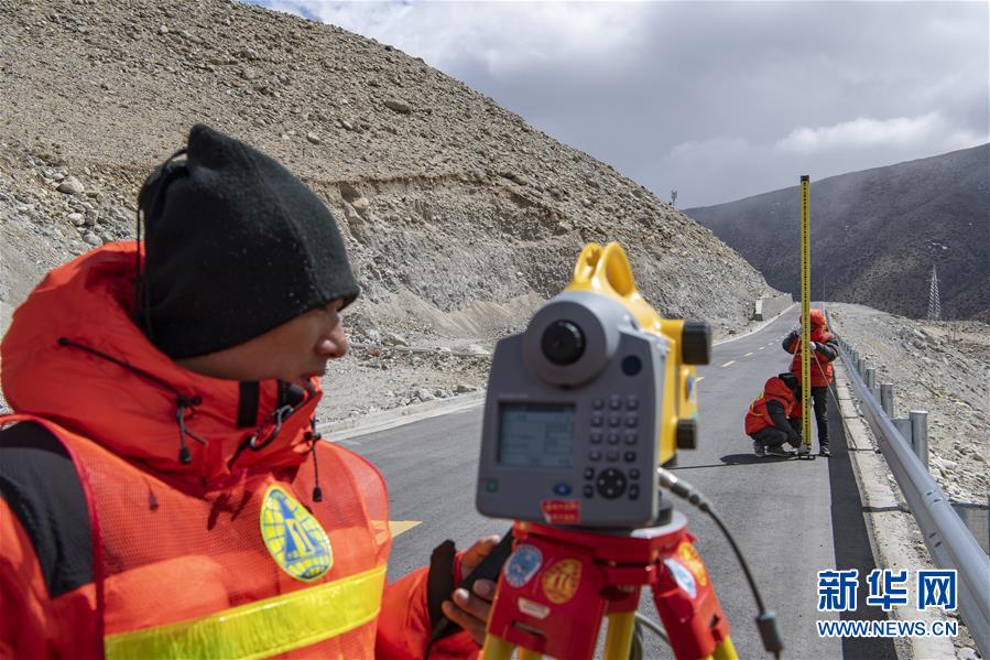 (2020珠峰高程測(cè)量·圖文互動(dòng))(1)珠峰“身高”從黃海測(cè)?——專(zhuān)家解讀珠峰測(cè)高原理