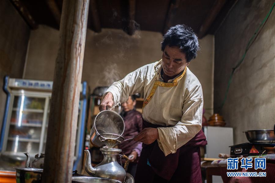 (決戰決勝脫貧攻堅·聚焦三區三州·圖文互動)(3)拓展新天地——云南迪慶藏區“新產業”掠影