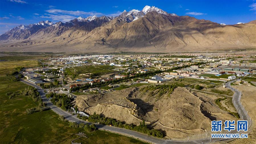 (新華全媒頭條·圖文互動)(2)飛吧,“帕米爾雄鷹”!