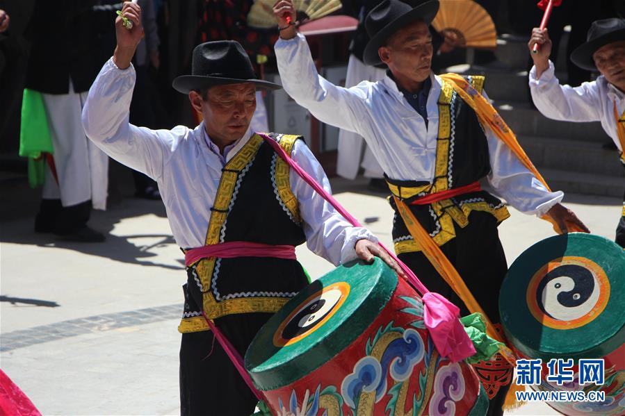 (圖文互動)(3)高原追夢人守護非遺“活化石”