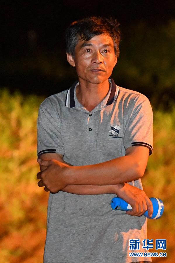 （防汛抗洪·圖文互動）（3）“保衛家園，誰都不能是旁觀者”——夜訪洞庭湖大堤防汛一線