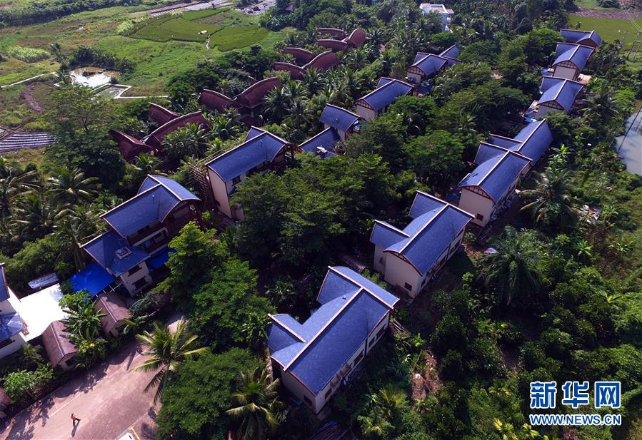 (新華全媒頭條·走向我們的小康生活·圖文互動)(17)留住鄉愁留住美——千村競秀綴瓊州