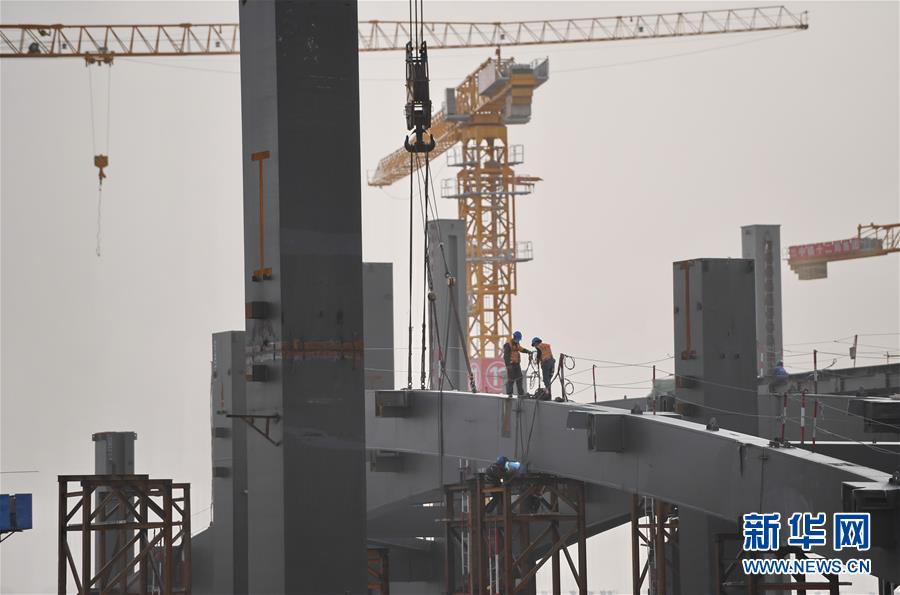 (新華全媒頭條·圖文互動(dòng))(10)“1毫米”之內(nèi)的智慧與引領(lǐng)——寫(xiě)在智能高鐵京雄城際全線(xiàn)軌道貫通之際