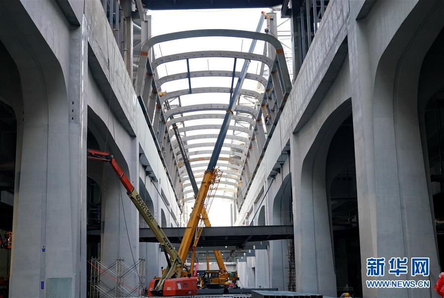 (新華全媒頭條·圖文互動(dòng))(17)“1毫米”之內(nèi)的智慧與引領(lǐng)——寫(xiě)在智能高鐵京雄城際全線(xiàn)軌道貫通之際