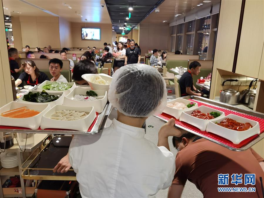 （在習(xí)近平新時代中國特色社會主義思想指引下——新時代新作為新篇章·習(xí)近平總書記關(guān)切事·圖文互動）（2）珍惜盤中餐，狠剎浪費(fèi)風(fēng)——各地積極行動堅決制止餐飲浪費(fèi)