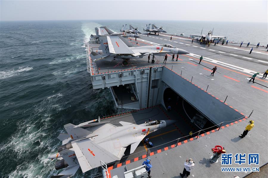 (在習近平強軍思想指引下·我們在戰位報告·圖文互動)(6)奮飛在新時代的海天——海軍某艦載航空兵部隊備戰打仗記事