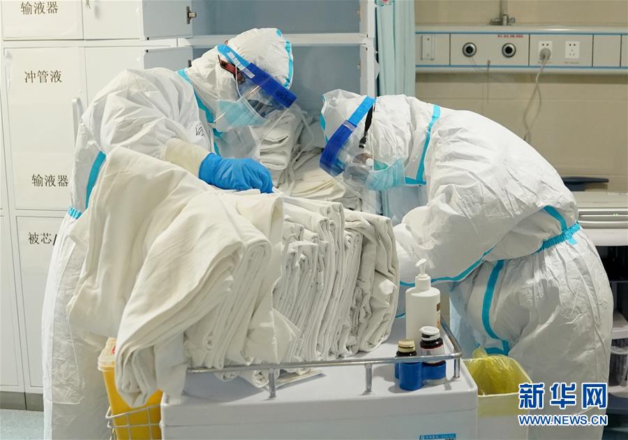 (抗疫一線醫務人員英雄群體·圖文互動)(5)同濟醫院“尖刀連”:決戰在“新冠重癥高地”