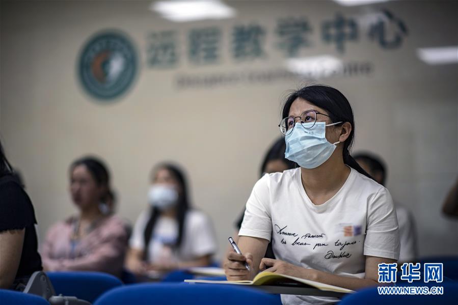 (新華全媒頭條·走向我們的小康生活·決戰決勝脫貧攻堅·圖文互動)(7)決戰烏蒙——中國消除千年貧困的一個縮影