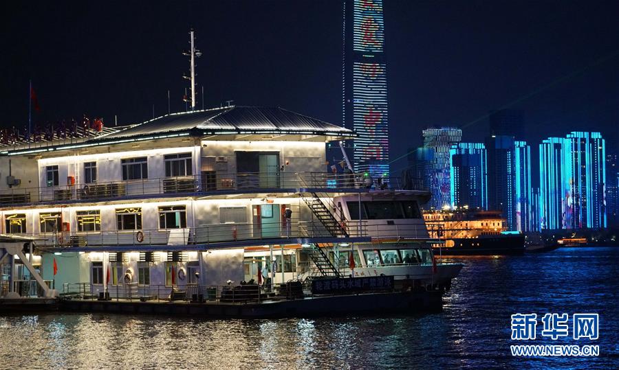 (圖文互動)(9)武漢25公里大型燈光秀深情告白祖國