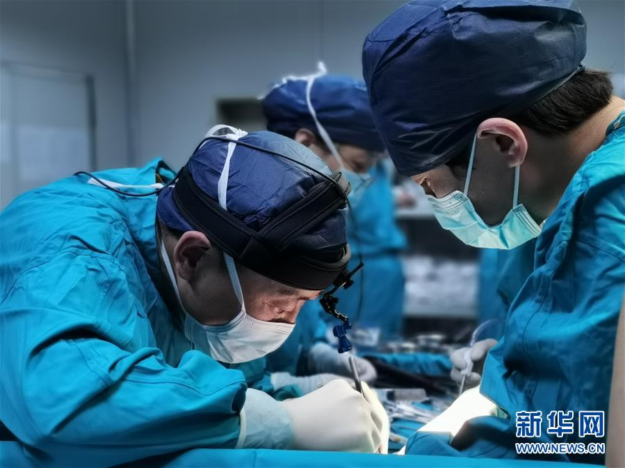 (在習近平強軍思想指引下·我們在戰位報告·圖文互動)(1)“火神山”答卷:現代衛勤向戰而生