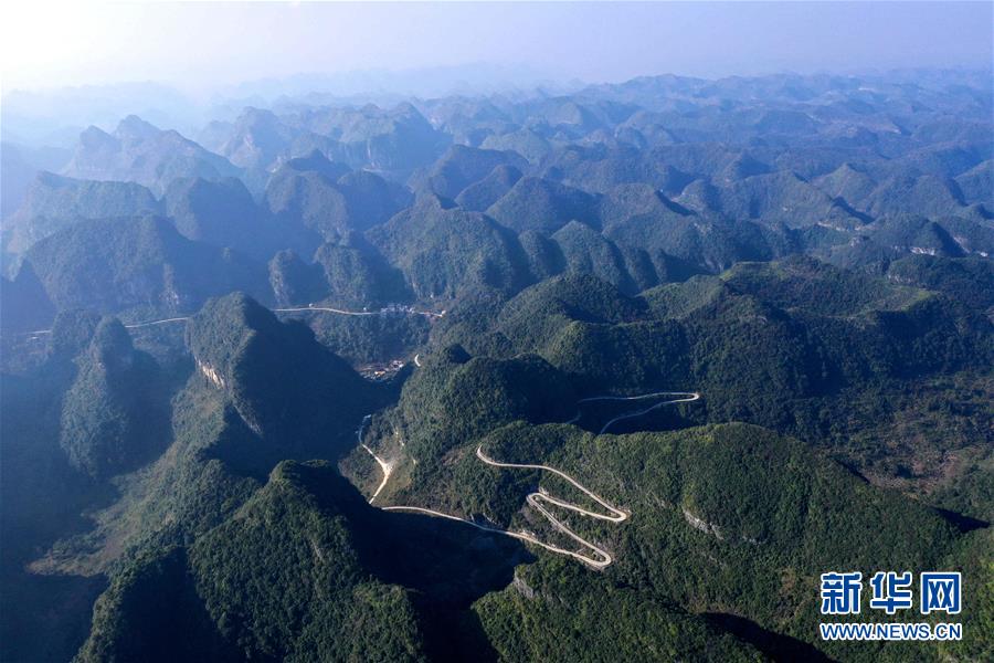 (新華全媒頭條·圖文互動)(1)決戰千山萬弄間——廣西“極貧角落”最后攻堅記