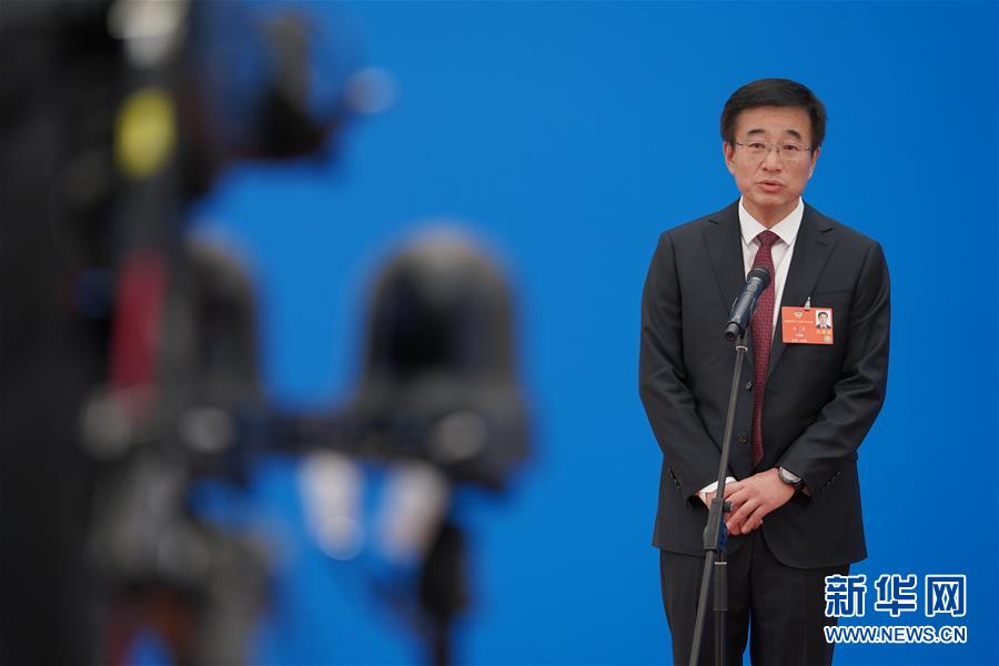 (新華全媒頭條·兩會特別報道·圖文互動)(4)砥礪前行 使命必達(dá)——從全國兩會看中國信心