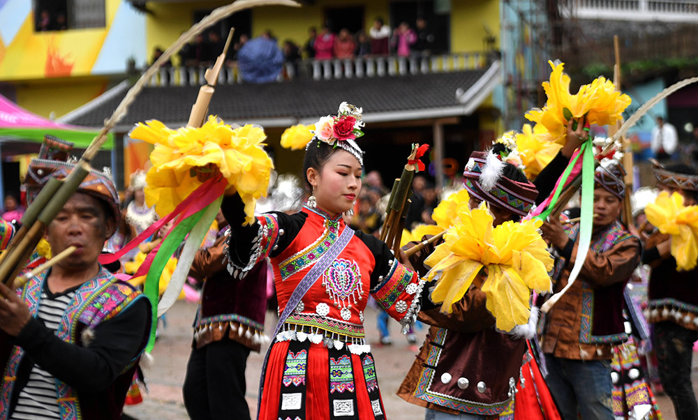 廣西融安:苗族群眾歡慶“芒蒿節(jié)”