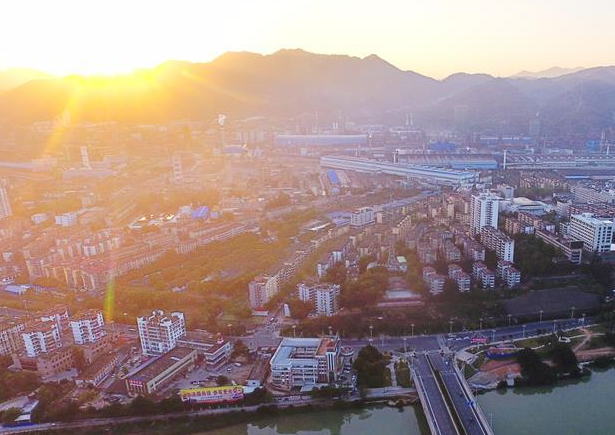 烈火淬煉中的轉型之變——綠色發展之“火”的故事