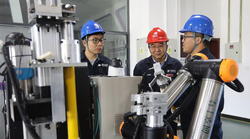 黎明出發(fā),點亮萬家——“藍(lán)領(lǐng)創(chuàng)客”張黎明的電力搶修人生