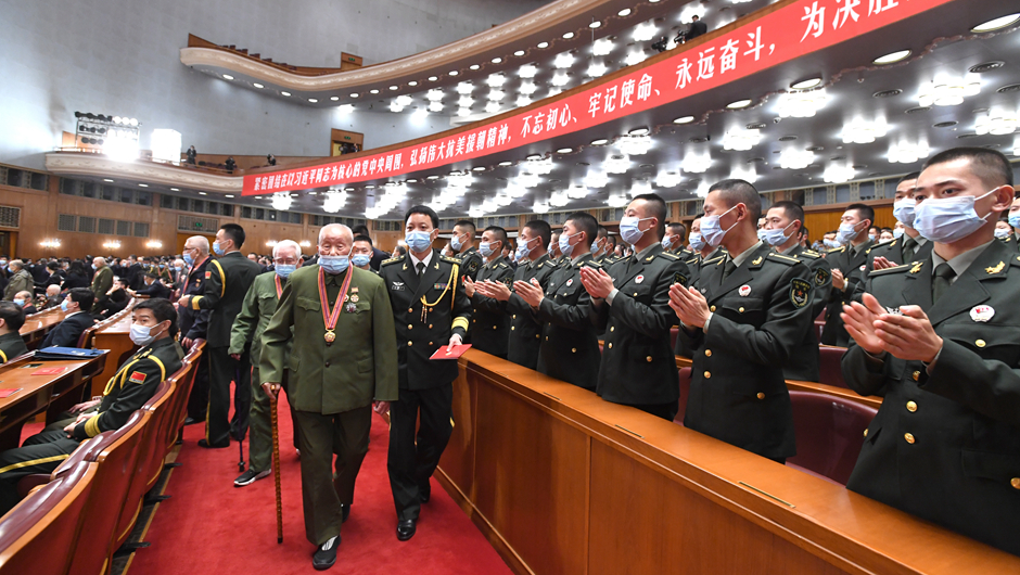 大會前，志愿軍老同志入場