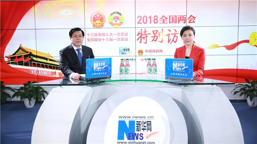 曾文明：推動各方力量向脫貧攻堅聚合，堅決打贏脫貧攻堅硬仗