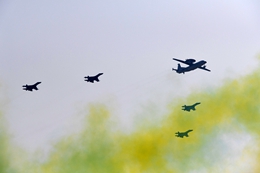 預(yù)警指揮機(jī)梯隊(duì)：我軍預(yù)警指揮能力建設(shè)步入快車(chē)道