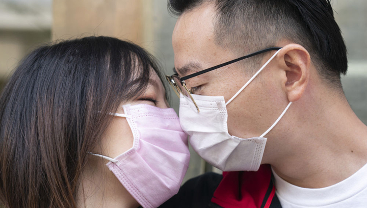 武漢新婚夫妻：經(jīng)此一疫，更懂家的分量