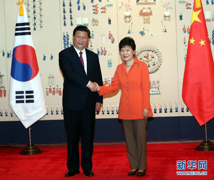 7月3日，國家主席習近平在首爾同韓國總統樸槿惠舉行會談。新華社記者 蘭紅光 攝