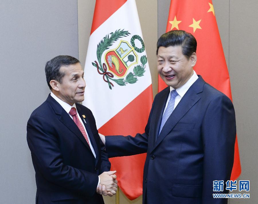 7月16日,國家主席習近平在巴西首都巴西利亞會見秘魯總統烏馬拉。新華社記者 劉建生 攝 7月16日,國家主席習近平在巴西首都巴西利亞會見秘魯總統烏馬拉。新華社記者 劉建生 攝