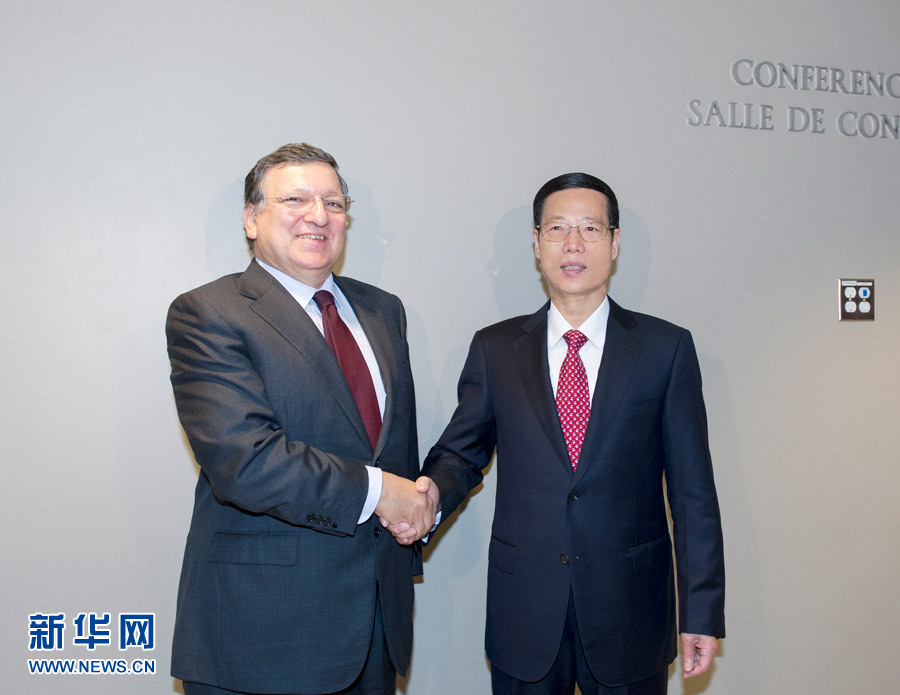 9月23日，正在紐約出席聯(lián)合國氣候峰會的國家主席習(xí)近平特使、國務(wù)院副總理張高麗在紐約聯(lián)合國總部會見歐盟委員會主席巴羅佐。新華社記者王曄攝 