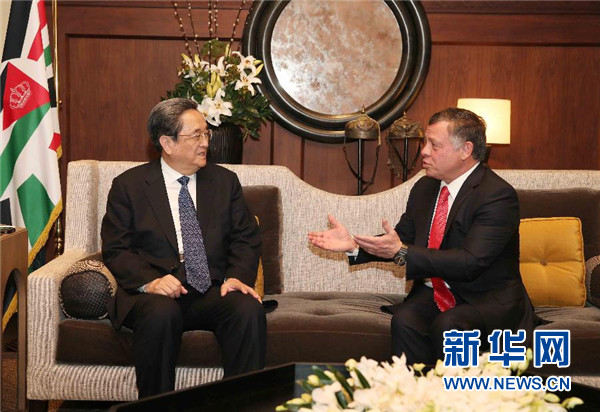 11月9日，正在約旦進(jìn)行正式友好訪問的全國政協(xié)主席俞正聲在安曼會(huì)見約旦國王阿卜杜拉二世。 新華社記者 劉衛(wèi)兵 攝 