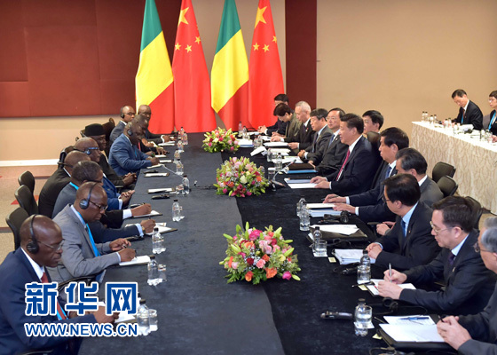 12月3日，國家主席習(xí)近平在約翰內(nèi)斯堡會見馬里總統(tǒng)凱塔。新華社記者 李濤 攝