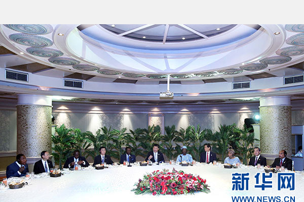 12月5日，國家主席習近平在約翰內斯堡再次集體會見17位非洲國家領導人。 新華社記者 姚大偉 攝