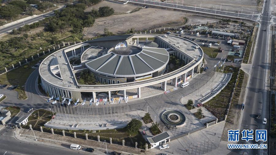 （新華全媒頭條·圖文互動(dòng)）（3）特稿：深化周邊友好　共促亞太繁榮——寫在習(xí)近平主席出席亞太經(jīng)合組織第二十六次領(lǐng)導(dǎo)人非正式會(huì)議，對(duì)巴布亞新幾內(nèi)亞、文萊和菲律賓進(jìn)行國事訪問并在巴新同建交太平洋島國領(lǐng)導(dǎo)人會(huì)晤之際