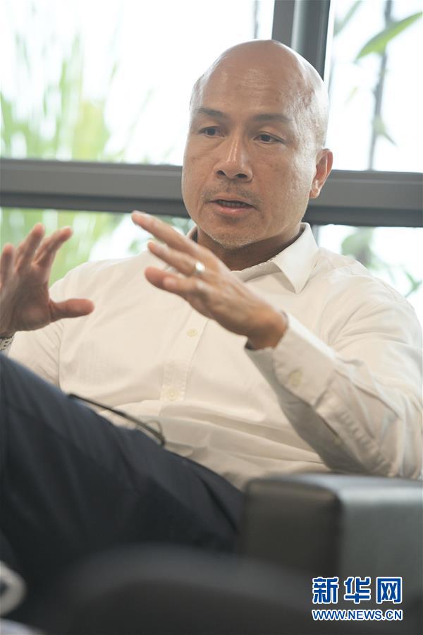 (國際·“一帶一路”高峰論壇·圖文互動)專訪:“一帶一路”倡議對于亞洲的發展具有重要意義——訪新加坡南洋理工大學學者廖振揚