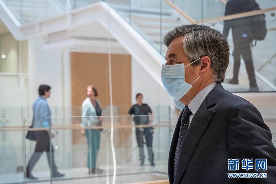 (國際)(5)法國前總理菲永夫婦因“空餉”案獲刑