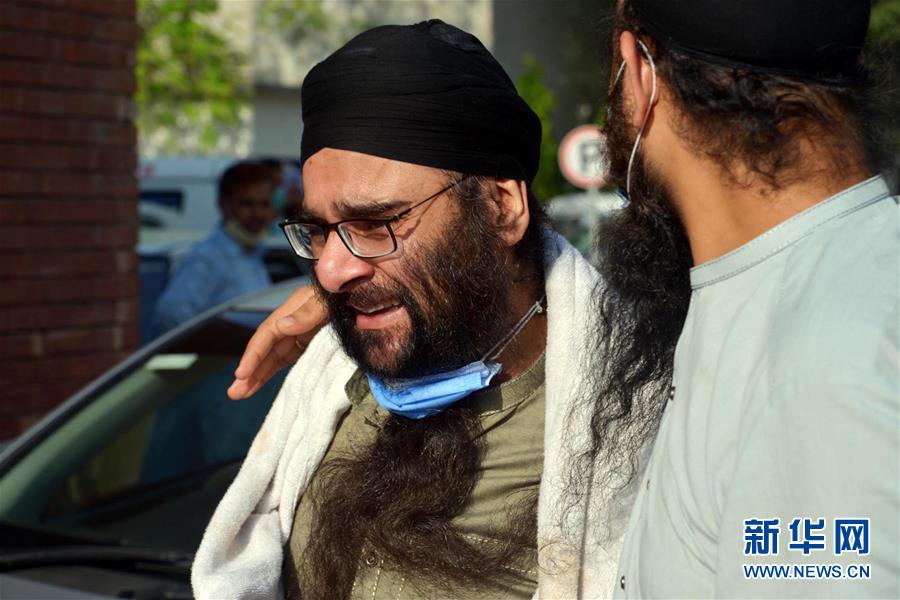 (國際)(1)巴基斯坦客運列車和巴士相撞事故致19人死亡