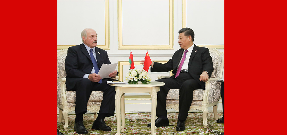 習近平會見白俄羅斯總統盧卡申科